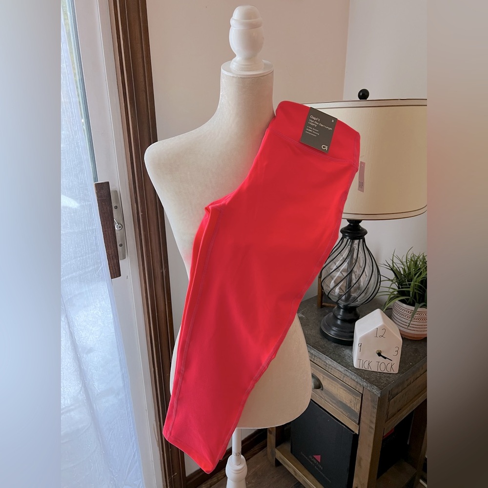 NWT Gap Leggings